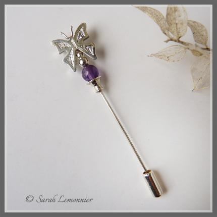 Broche fibule en argent et perle d améthyste violette